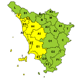 Piogge e temporali, lunedì 1 ottobre allerta sulla Toscana centro-settentrionale