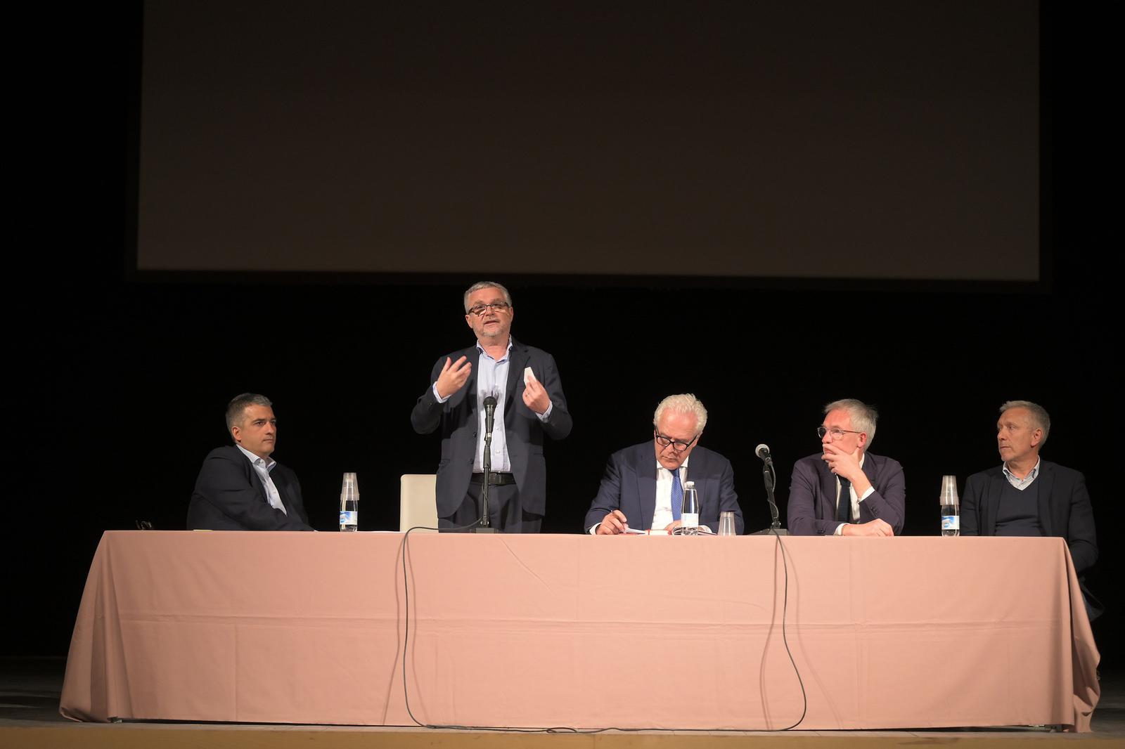 Immagine Metà mandato, Giani: "Al via il dialogo coi territori guardando alla Toscana 2030"