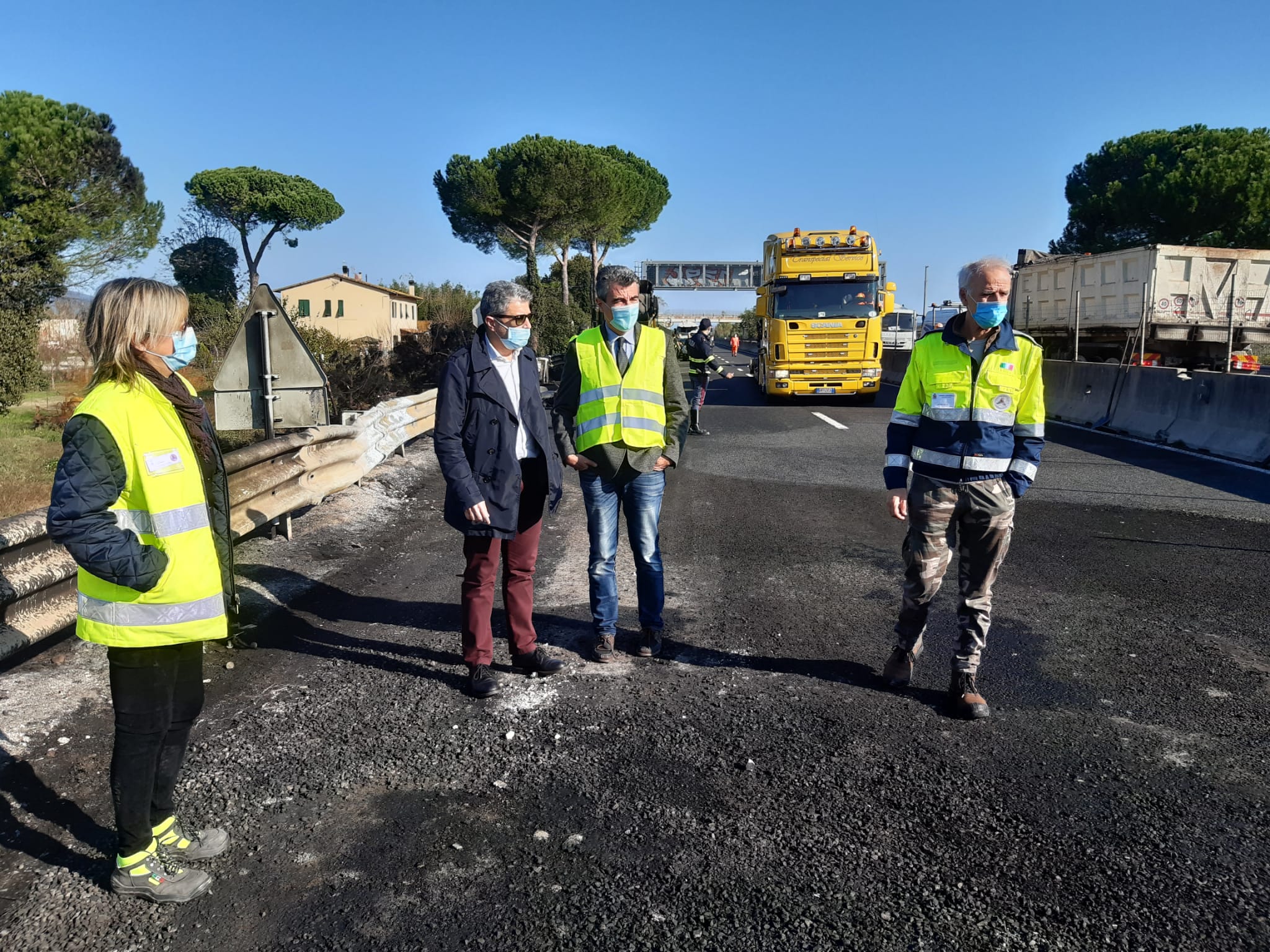 Cisterna in fiamme in Fi-Pi-Li, Baccelli: “Stasera strada di nuovo percorribile in sicurezza”