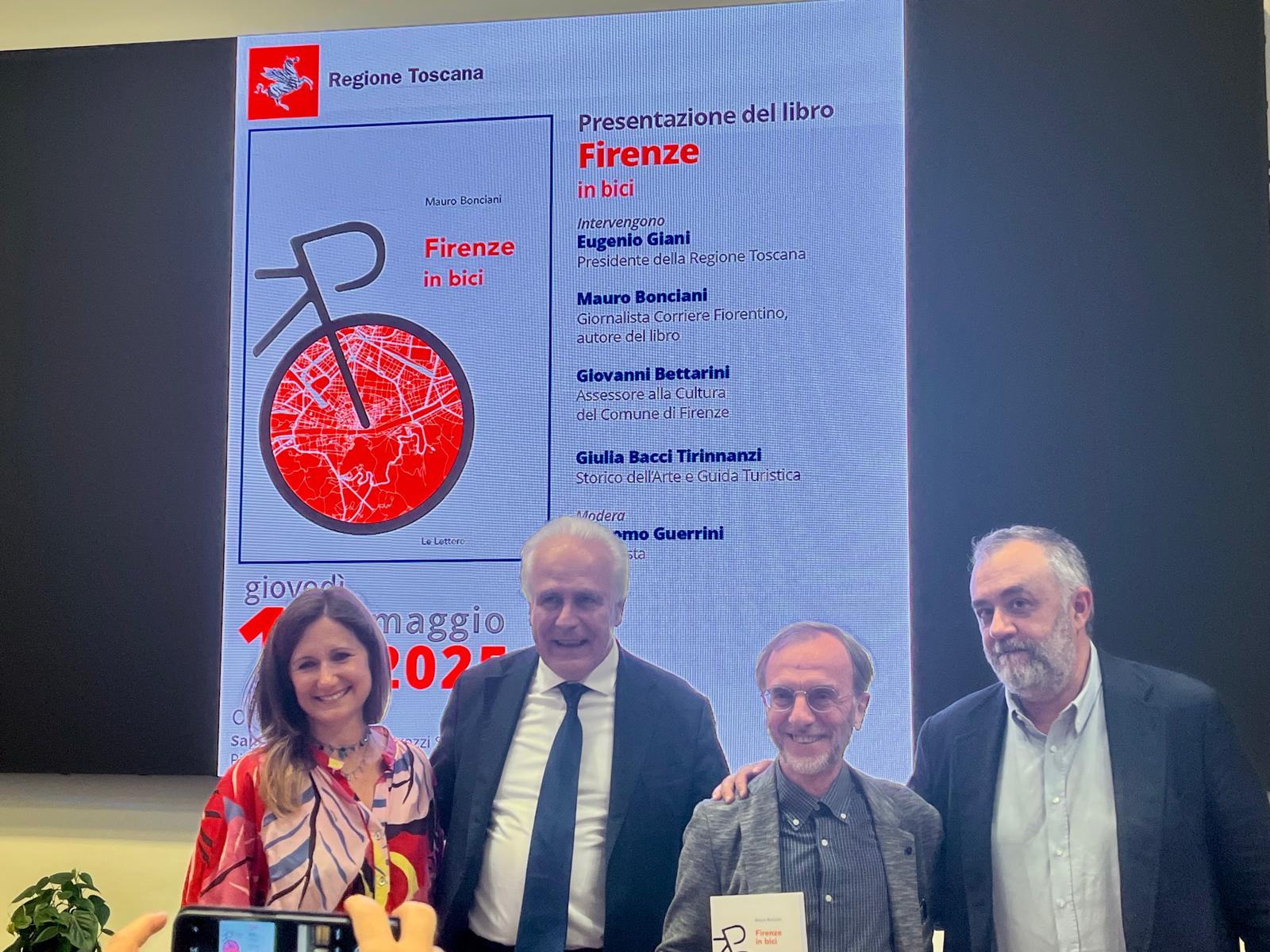 “Firenze in bici”, una città in dieci itinerari. Giani: “Scoprire bellezze nascoste”