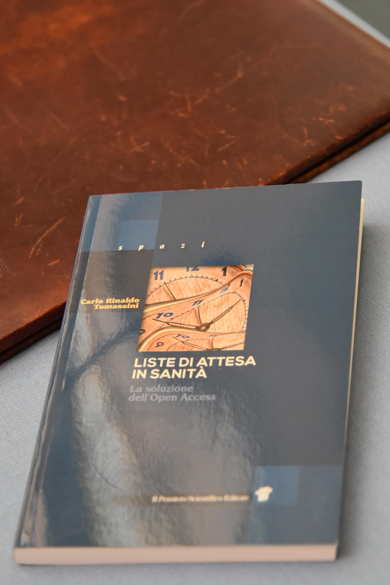 Immagine Liste di attesa in sanità, il libro di Tomassini presentato oggi in Regione