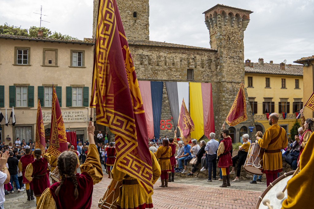 Maggiolata lucignanese, lunedì 19 maggio la presentazione dell’edizione 2025