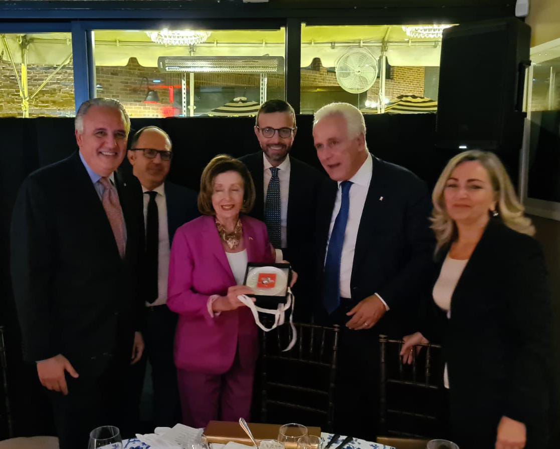 La Toscana negli USA, la delegazione ha incontrato la speaker della Camera Nancy Pelosi