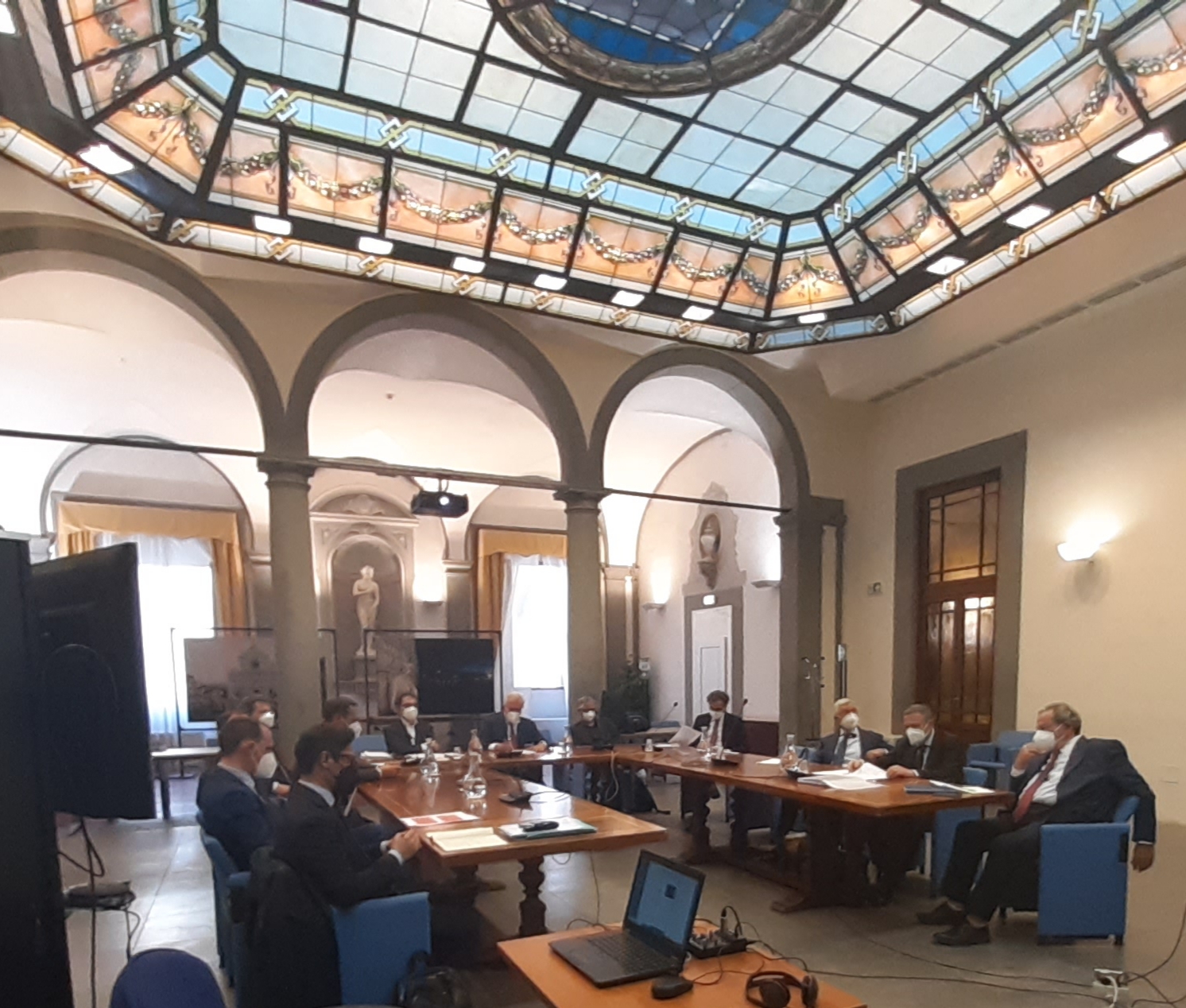 Le aziende farmaceutiche e dei dispositivi medici rispondono all’appello di Giani
