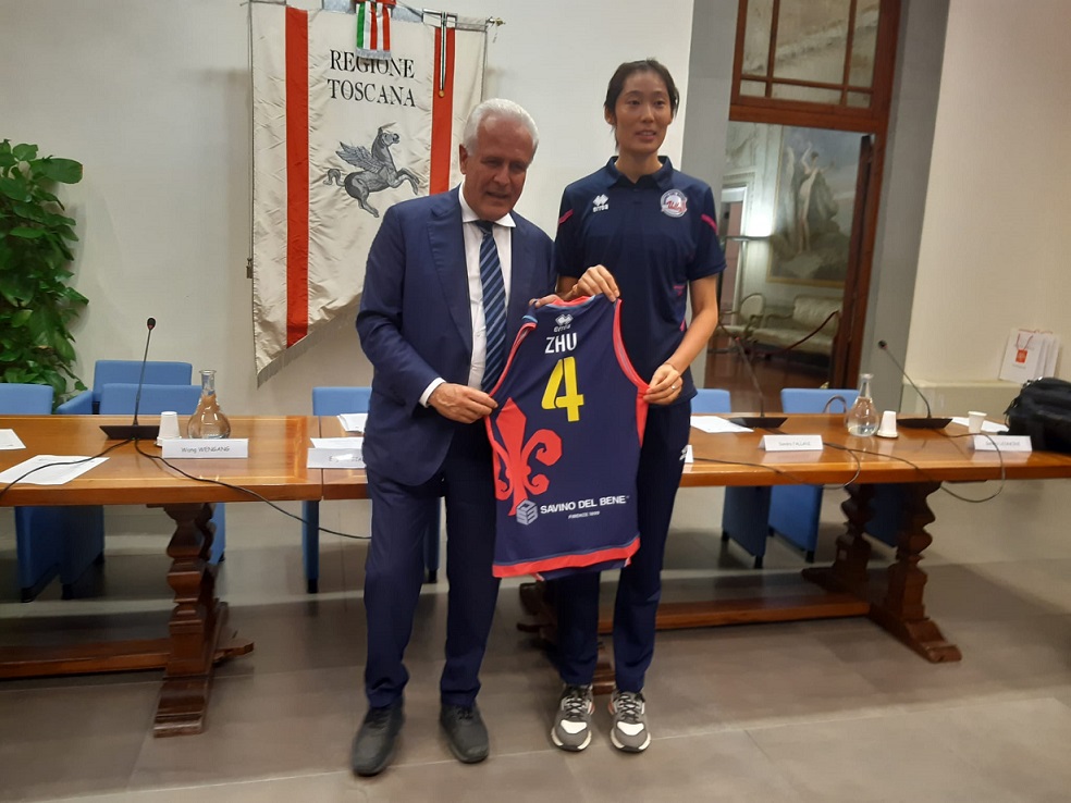 Presentata la Zhu Ting e la Savino Del Bene Scandicci, Giani: