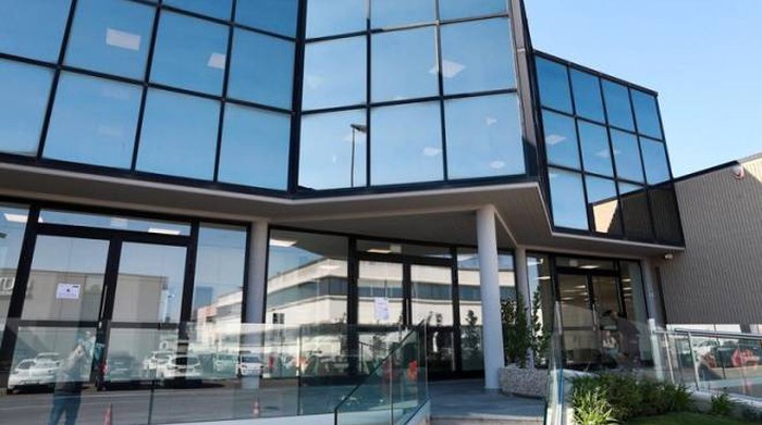 Vaccinazione anti Covid, Giani domani a Empoli per visitare il nuovo hub