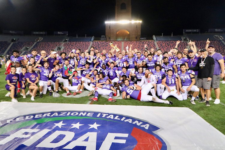 I Guelfi di Firenze vincono Italian Bowl,  Giani: 