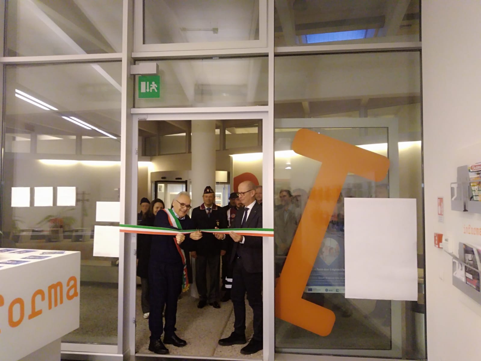 Inaugurato oggi a Rosignano (Li) il Punto Digitale facile