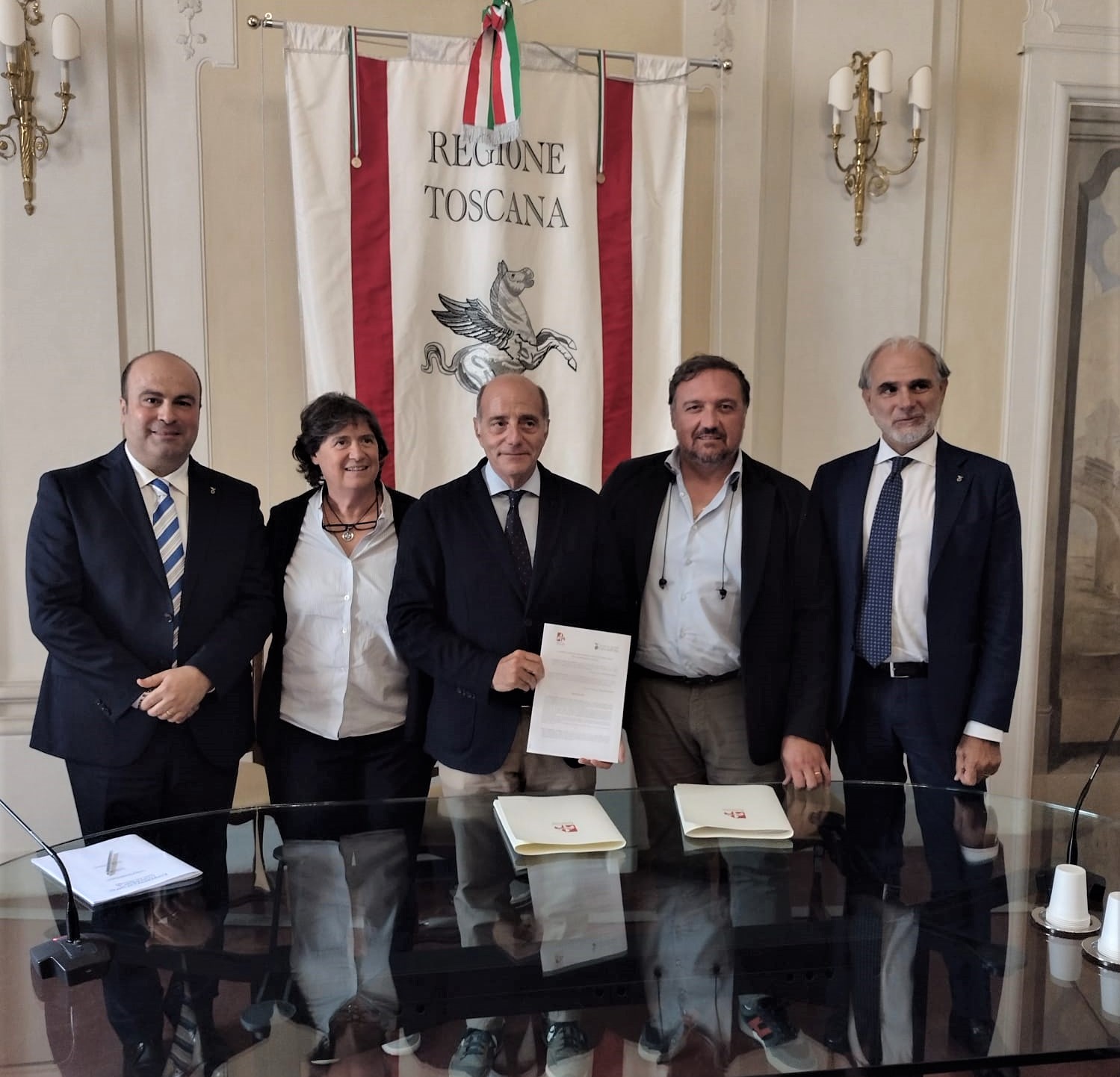 Accordo Toscana promozione e Città dell’olio per il turismo dell’oro verde