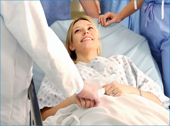 Parrucche alle donne che fanno chemioterapia (e non solo), confermato il contributo
