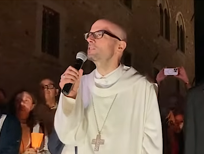Mercoledì 7 febbraio il Pegaso d'oro a padre Bernardo Gianni