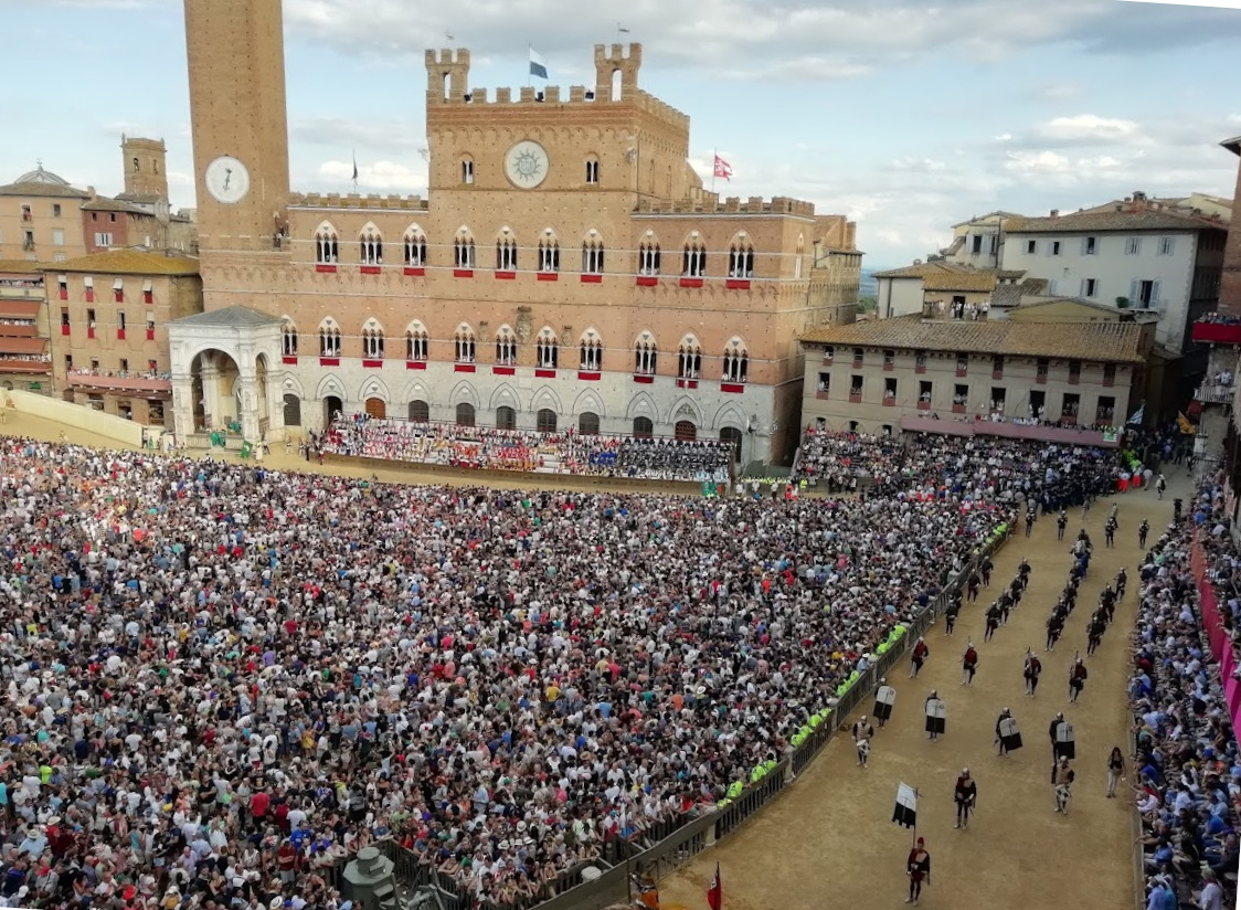 Rievocazioni storiche, illustrata legge e bando a sostegno di associazioni e Comuni