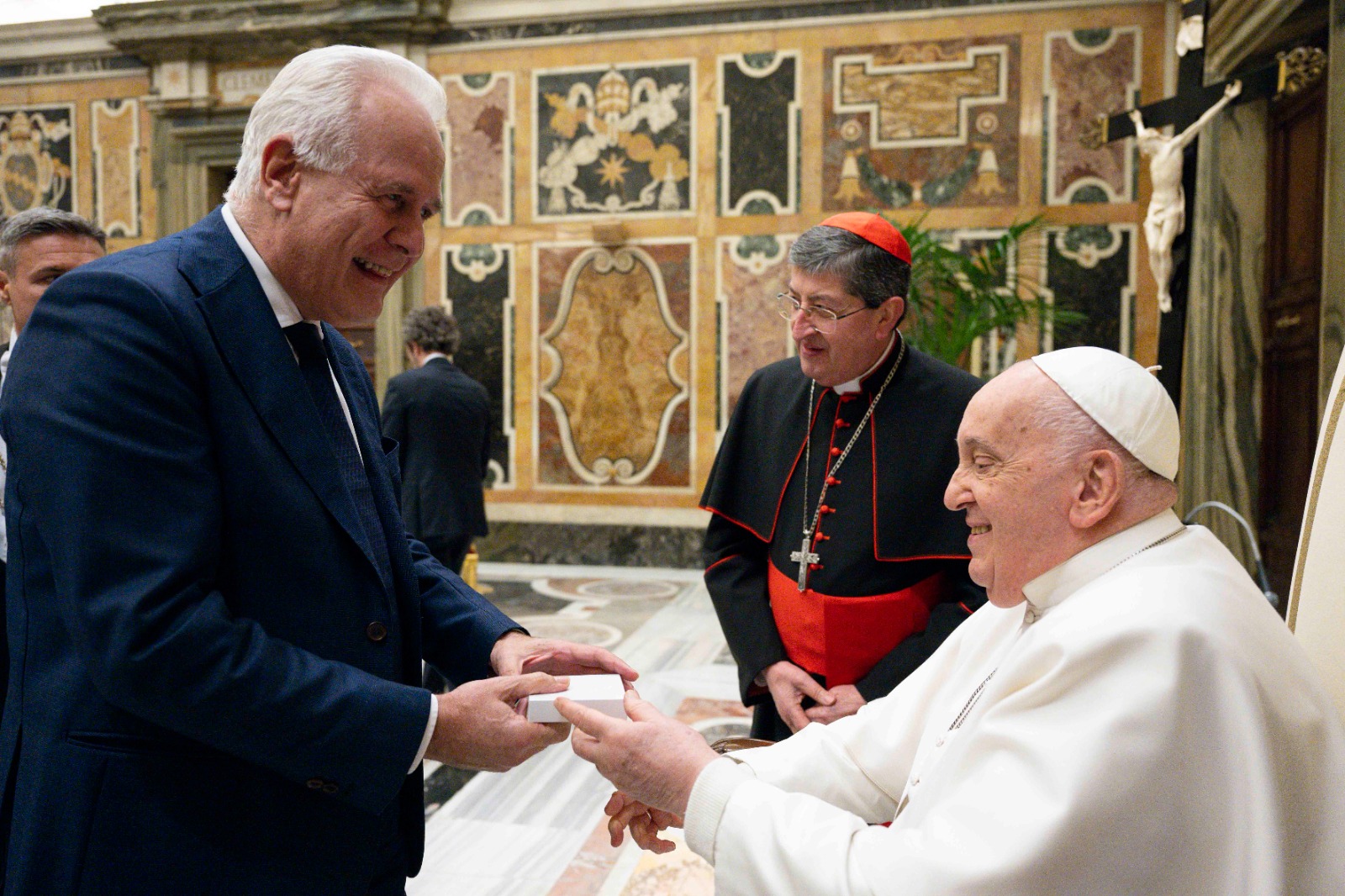 Il presidente Giani ricevuto dal Papa nel nome di don Milani 