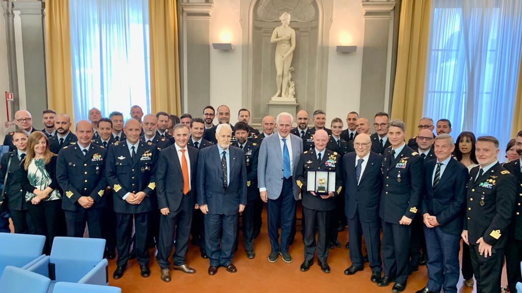 Pegaso d’oro a Istituto Scienze Militari Aeronautiche, Giani: “Forte legame con la Toscana”