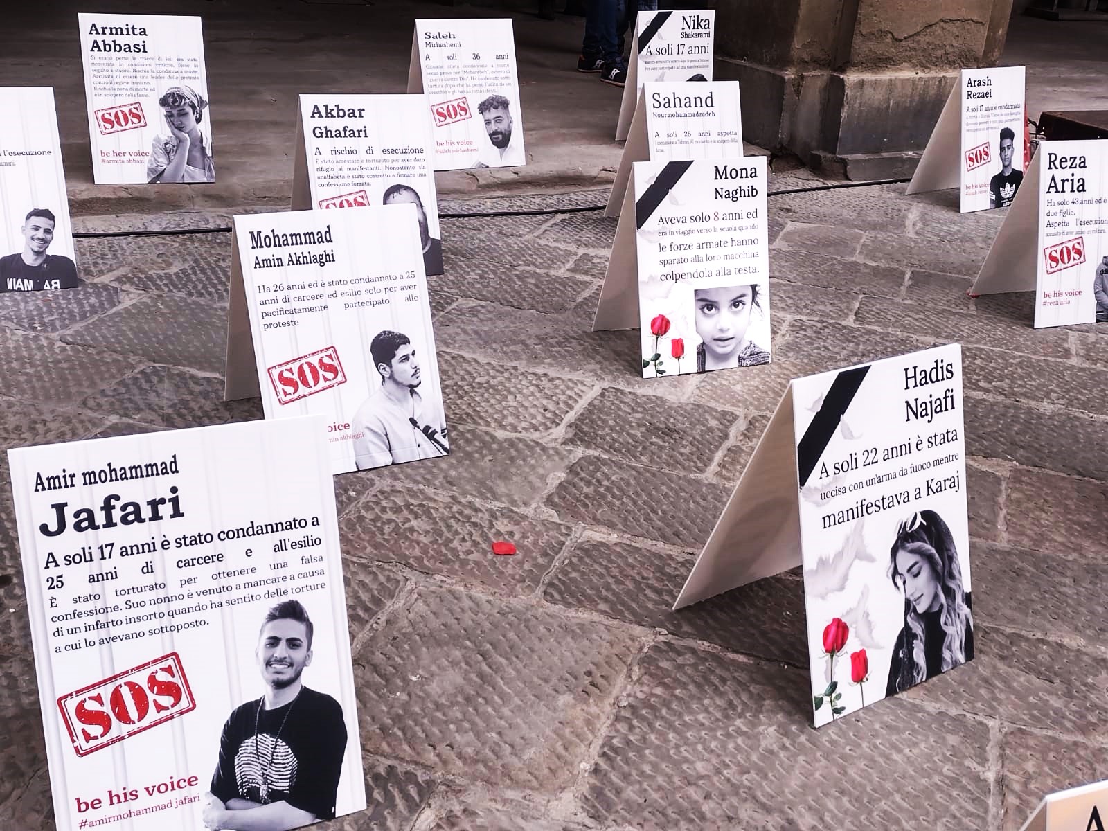 Donna vita libertà, protesta a Firenze per i diritti in Iran 
