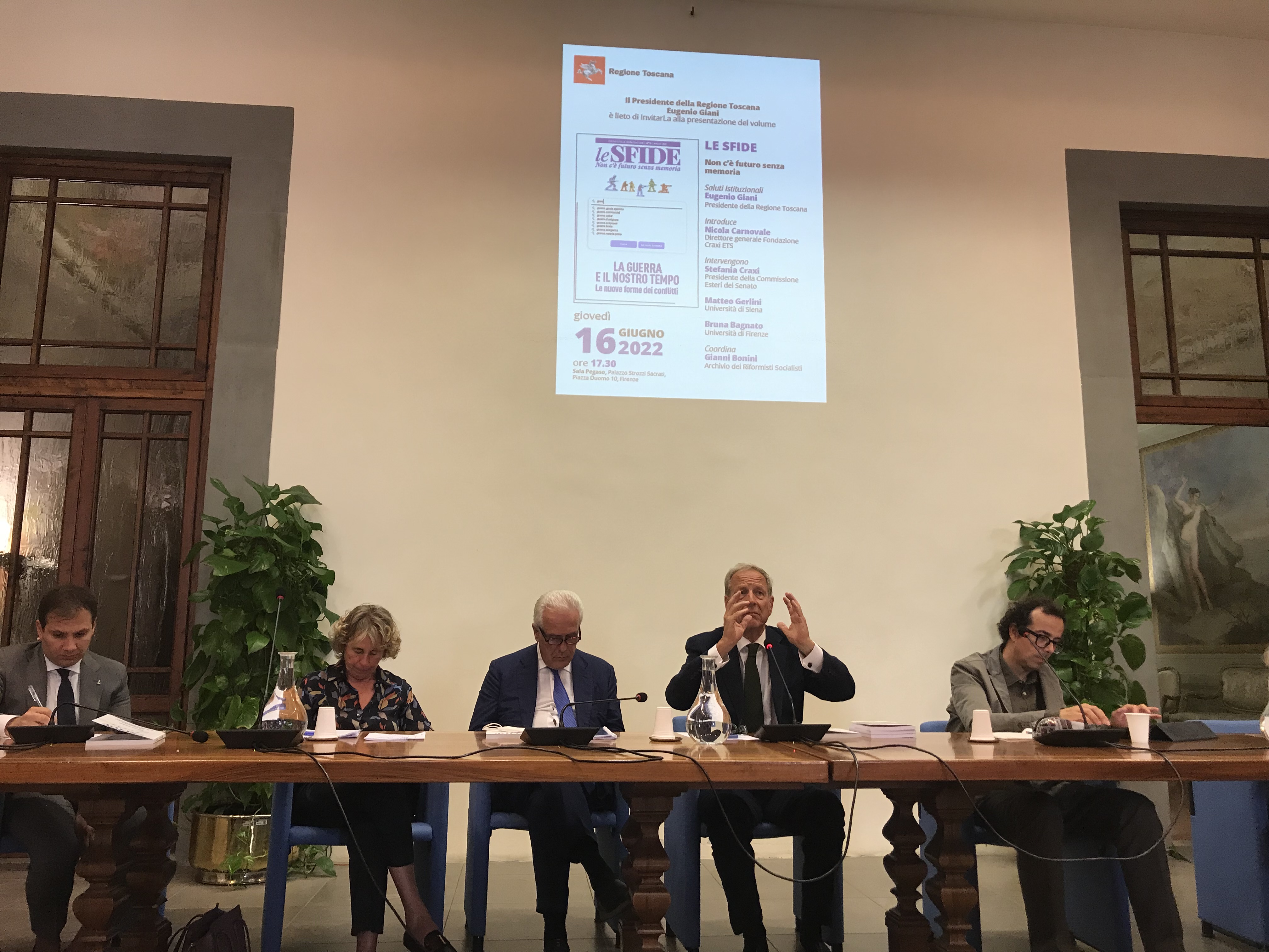 Le guerre e l’Europa, presentato in Regione l’ultimo numero di “Le Sfide”