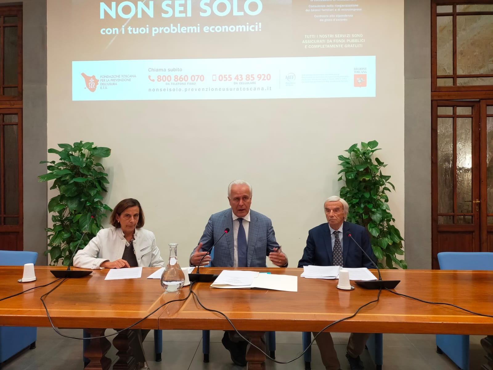 Lotta all’usura: centri di ascolto e volontari, al via la campagna di informazione