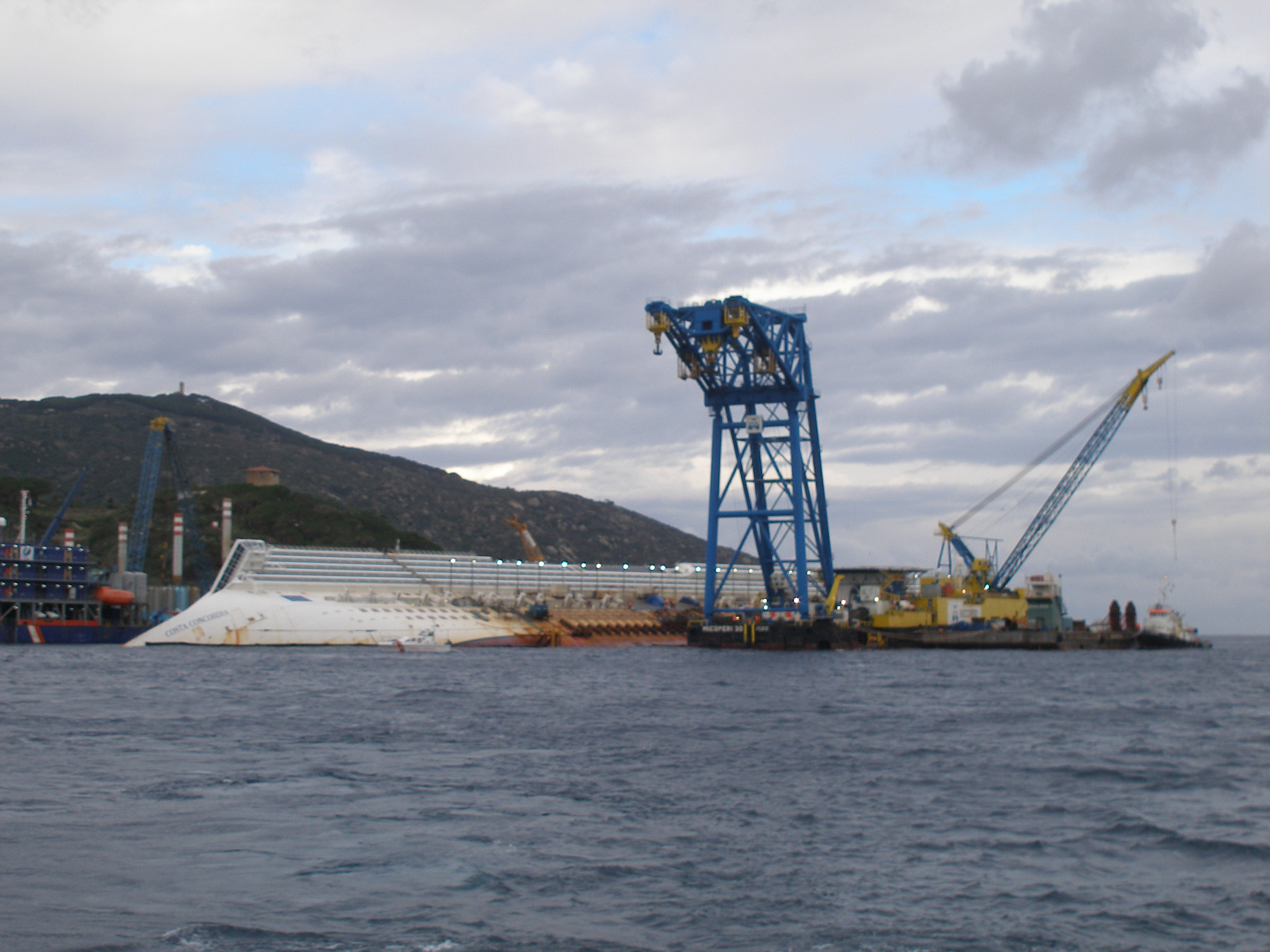 Costa Concordia, il ricordo del naufragio e perché Piombino è il porto migliore per accogliere il relitto