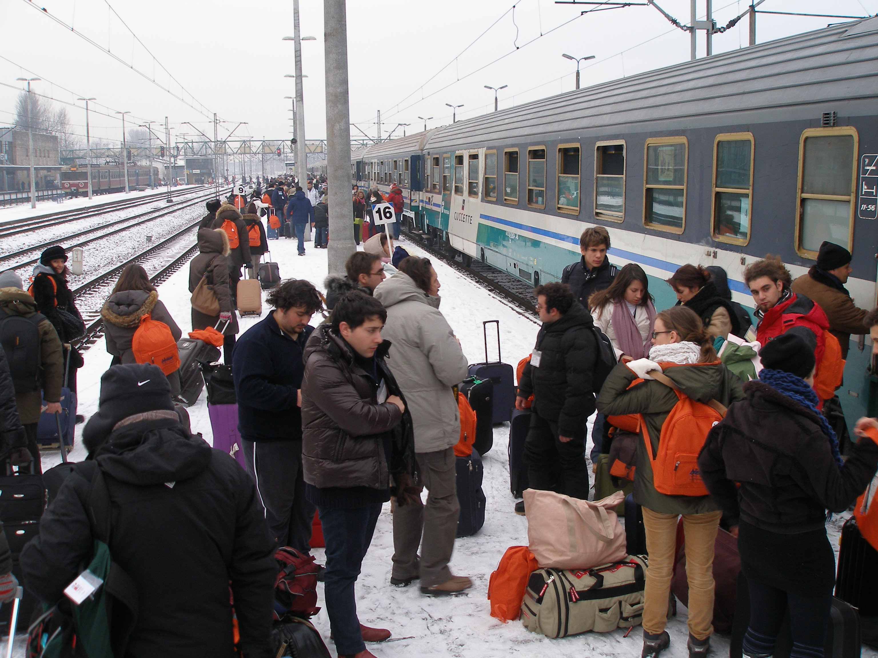 Otto treni e più di seimila ragazzi dal 2002