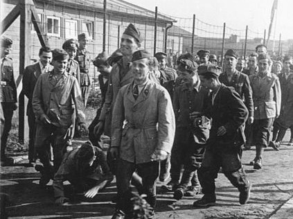 Le storie dei militari internati nei lager nazisti nell’opera di Bassi, Labanca e Masina