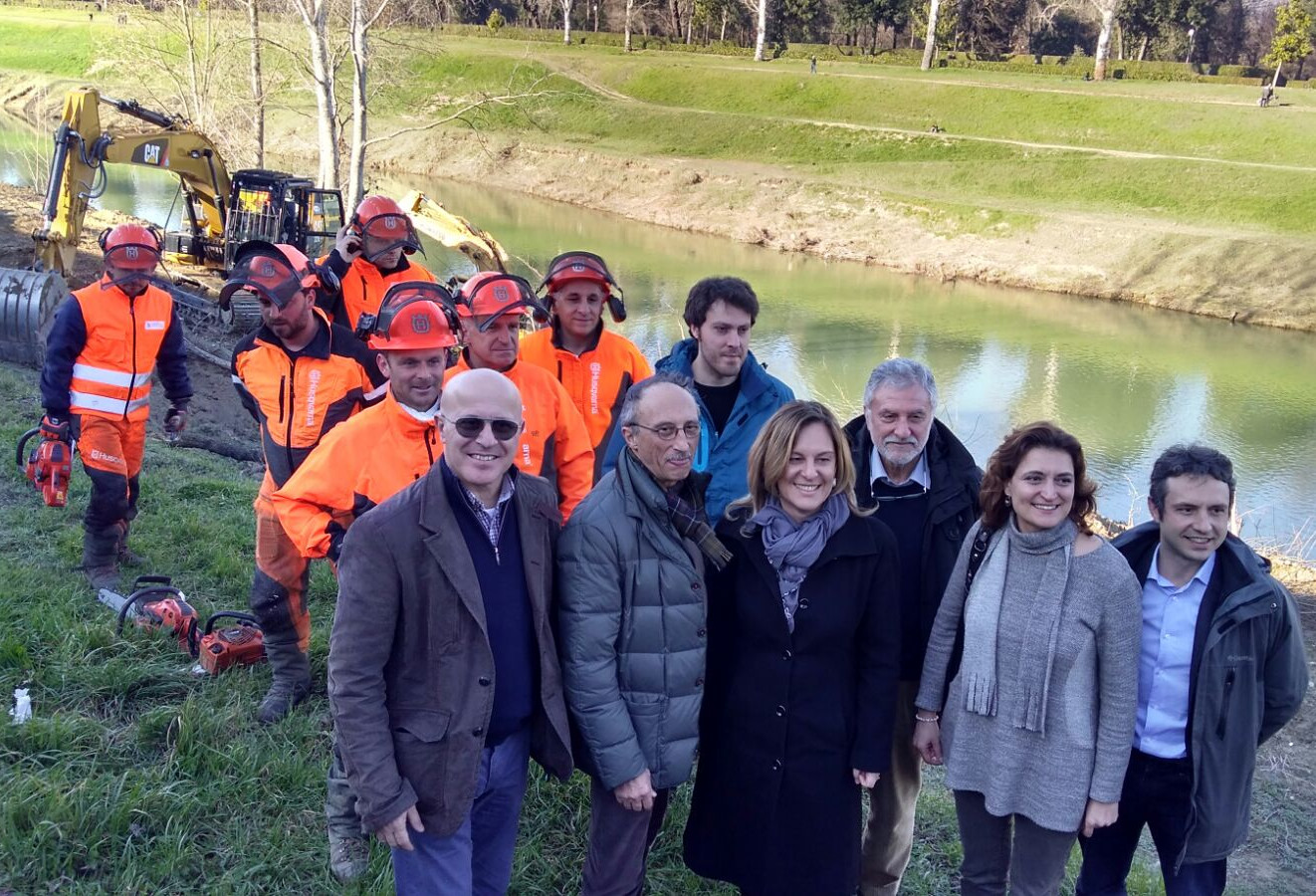 In corso i lavori di manutenzione delle sponde dell'Arno, sopralluogo dell'assessore Fratoni