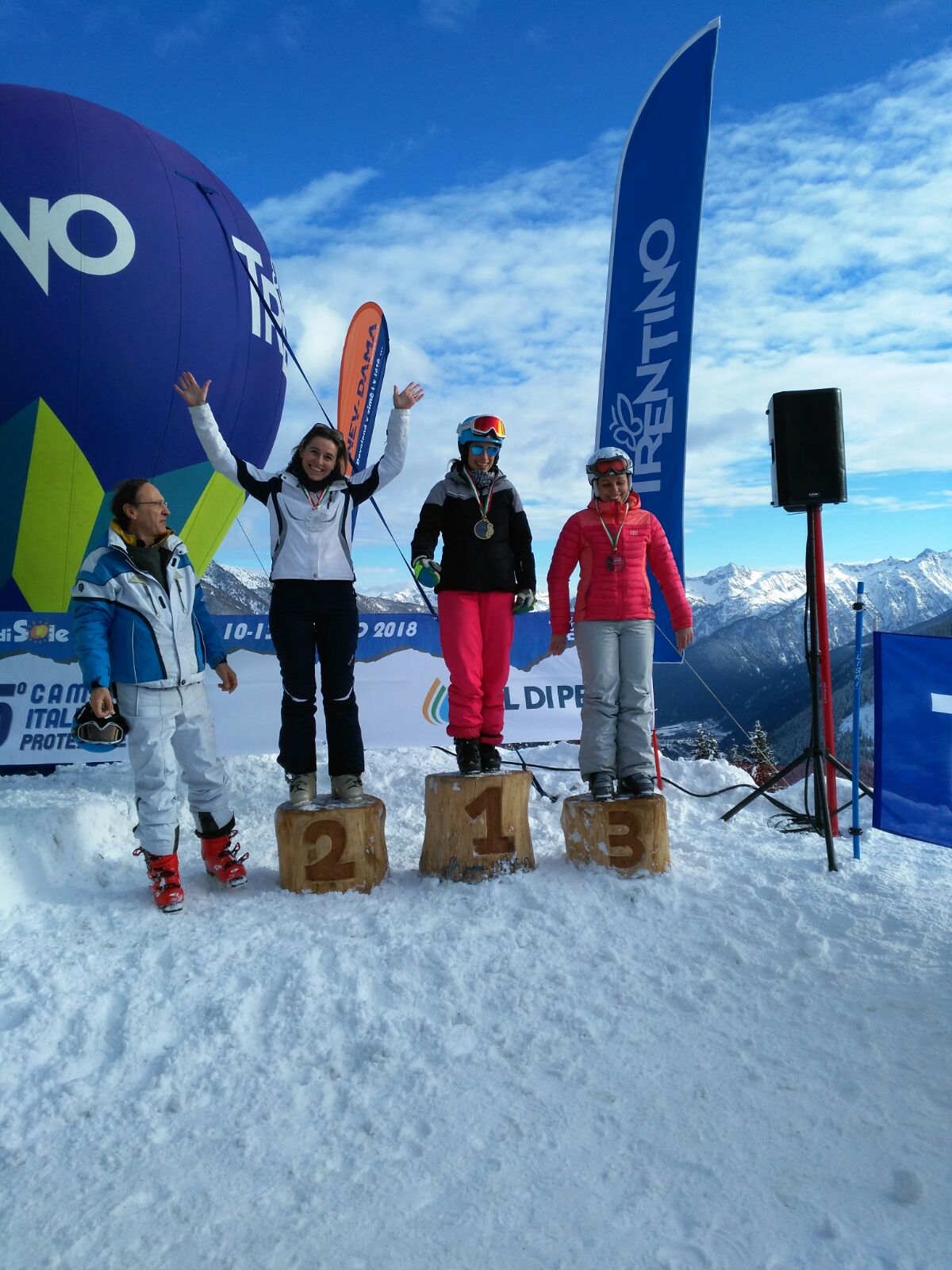 Protezione civile, le atlete toscane primeggiano ai campionati di sci di Peio