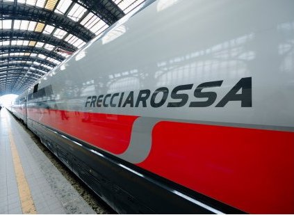 Presidente Giani alla prima fermata del Frecciarossa alla stazione di Terontola (Arezzo)