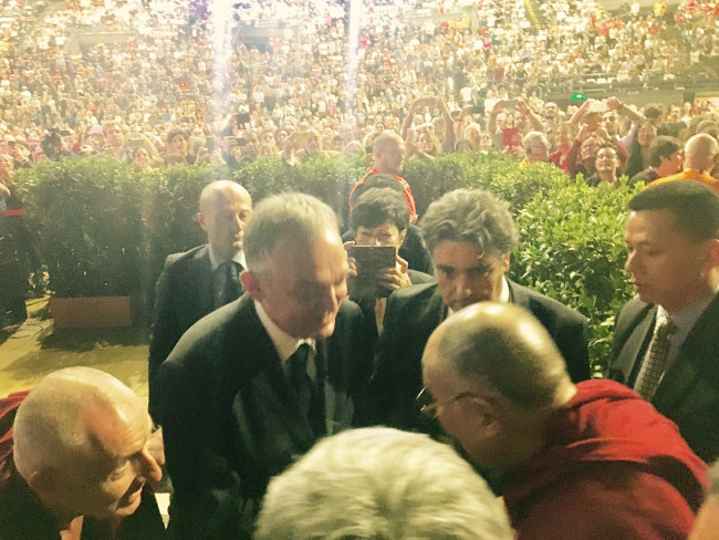 Rossi incontra il Dalai Lama:
