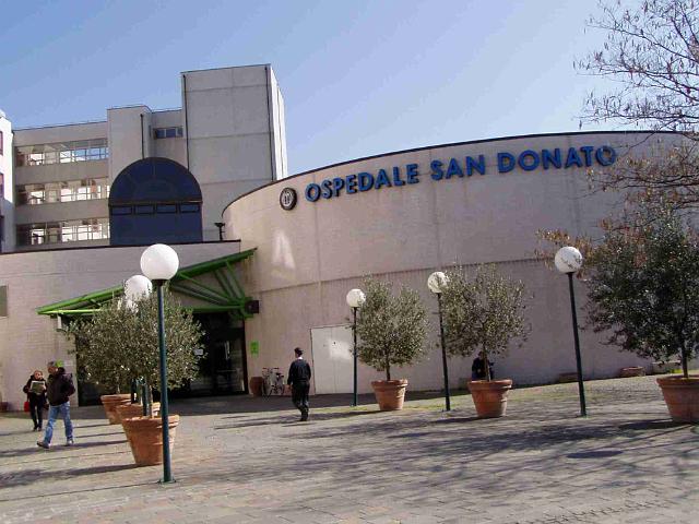 Giani al San Donato di Arezzo martedì 1 dicembre per i nuovi posti di terapia intensiva