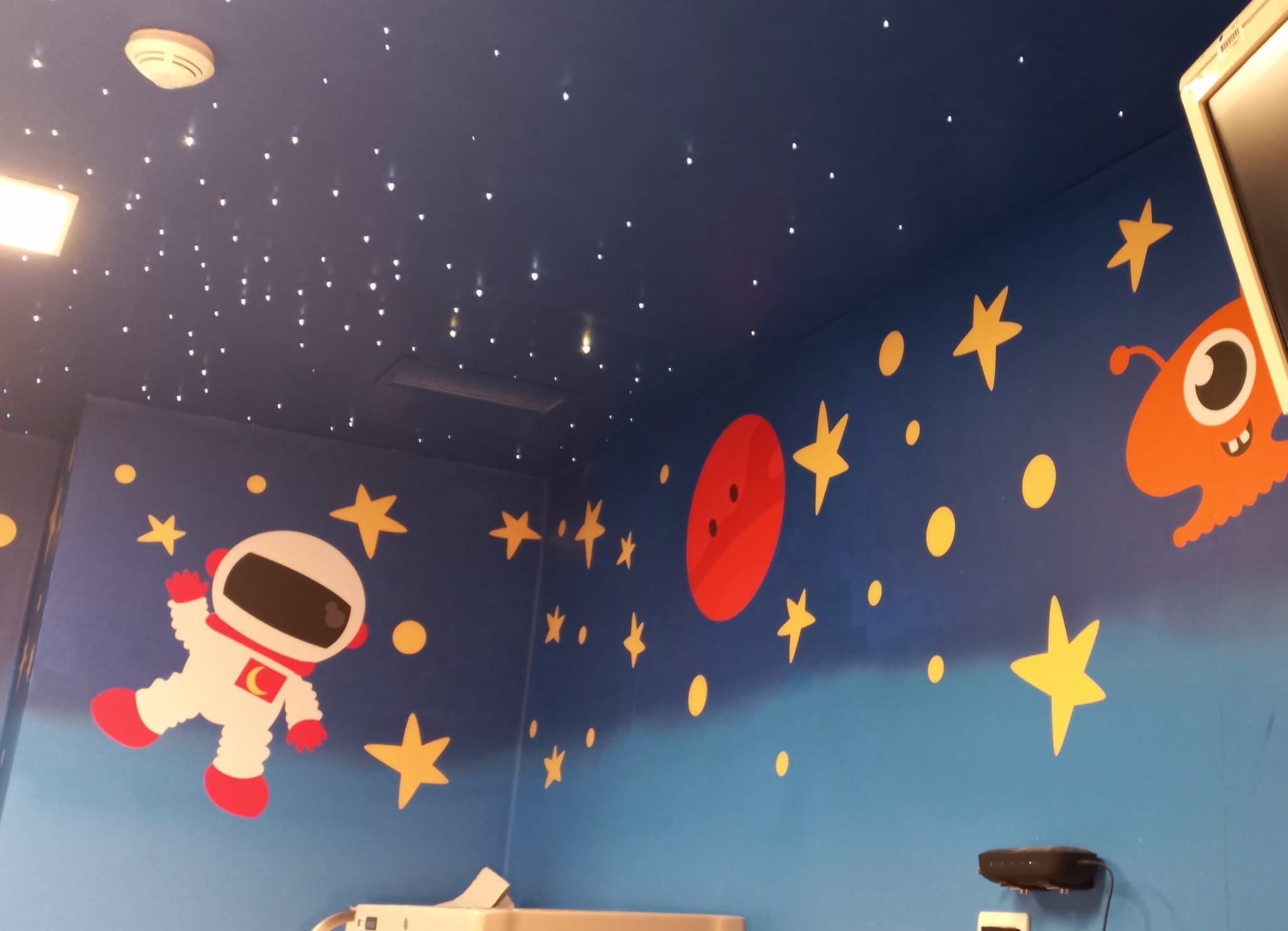 Giani al Meyer per inaugurare stanza delle stelle e nuove apparecchiature
