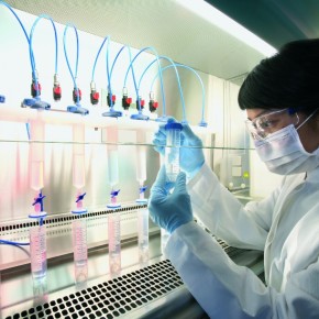 Farmaci oncologici innovativi, alle aziende sanitarie oltre 33 milioni per il 2018