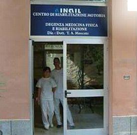 Centro Inail Volterra, Rossi e Marroni: