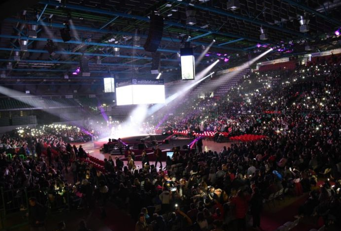 Meeting dei Diritti Umani, 8000 al Mandela Forum di Firenze contro violenza e odio