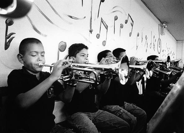 Musica nuova in aula (e fuori): Regione Toscana sostiene Abreu (e Re.Mu.To.)