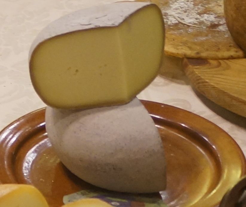 Nuova Dop per la Toscana: è il pecorino delle Balze Volterrane