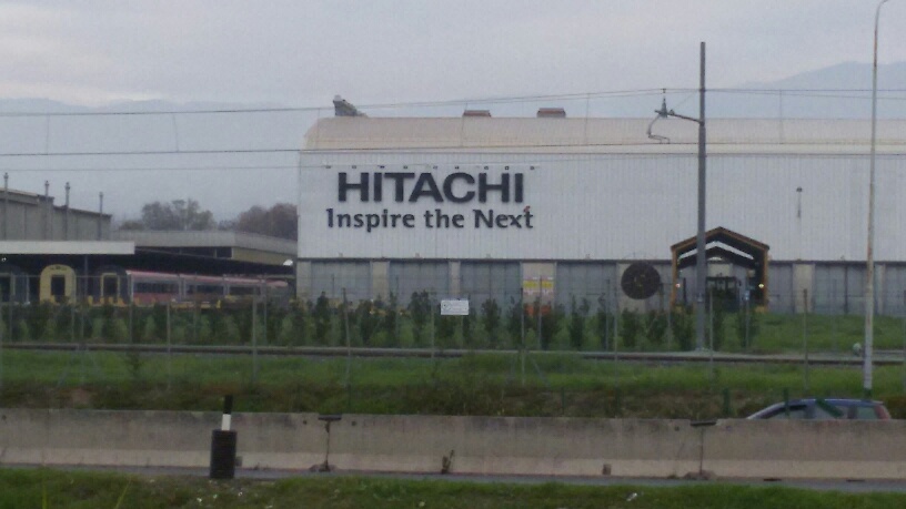 Hitachi, Rossi: