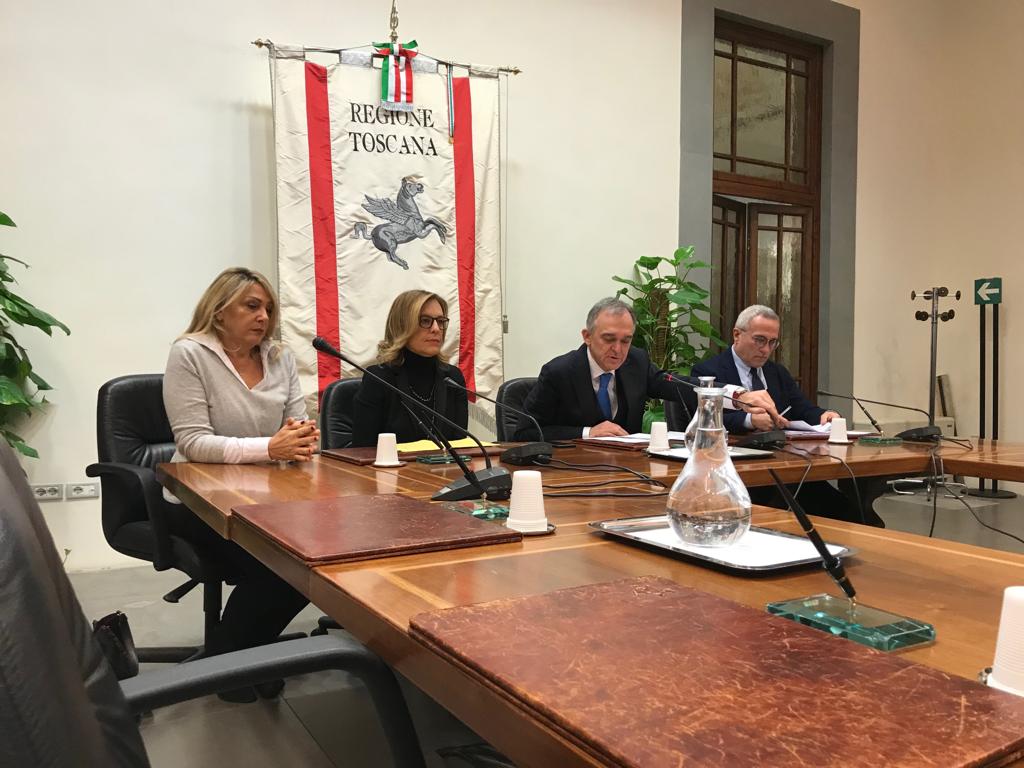 Una legge per tutelare i diritti essenziali delle persone: approvata dalla giunta la pdl
